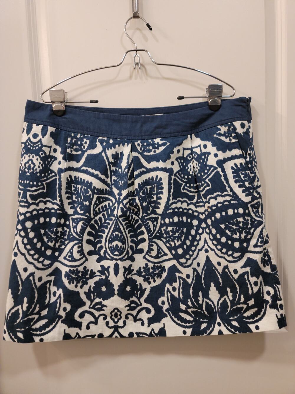 Merona Blue & White Floral Skirt with Pockets